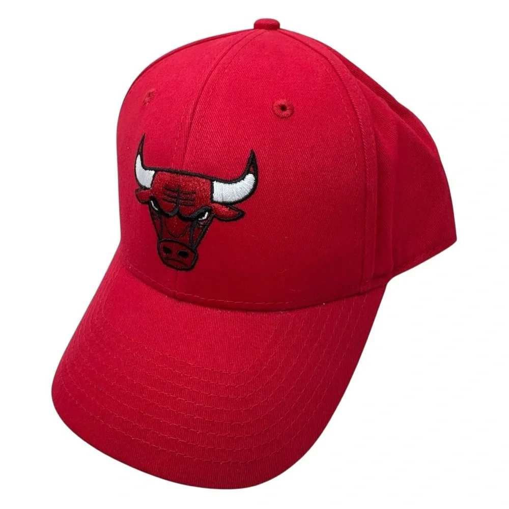 NBA Chicago Bulls Fan Favorite Cap - Picture 13 of 16